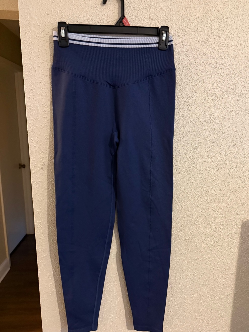 Victoria Secret Pink Active Leggings